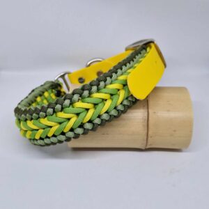 Collier paracorde et biothane jaune et vert fabriqué à la main par Boulipote and co en France