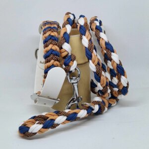 Ensemble collier et laisse assortis, tressés à la main en paracorde résistante. Un duo coloré, original et solide, conçu pour allier style, confort et sécurité lors des balades. Chaque création est unique, réalisée avec soin dans un esprit artisanal et personnalisé.